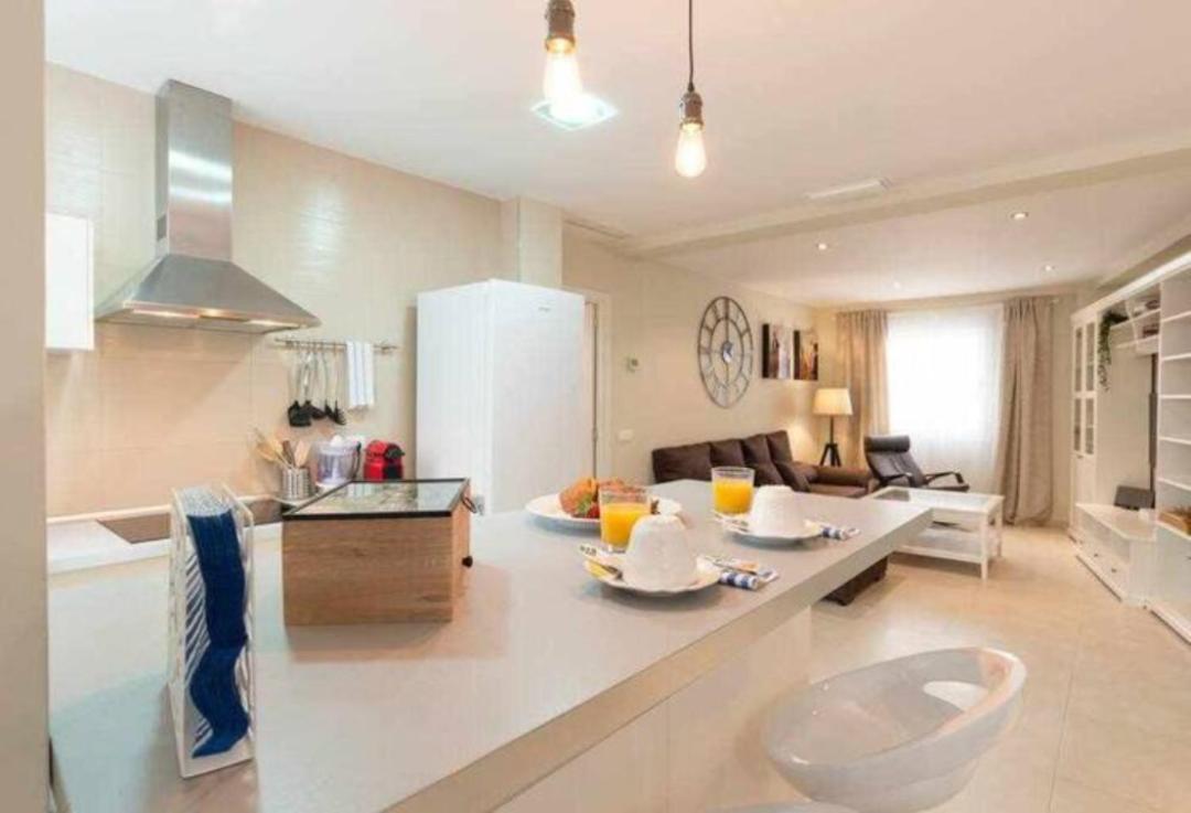 Apartamento Premium Junto A Catedral Málaga Buitenkant foto